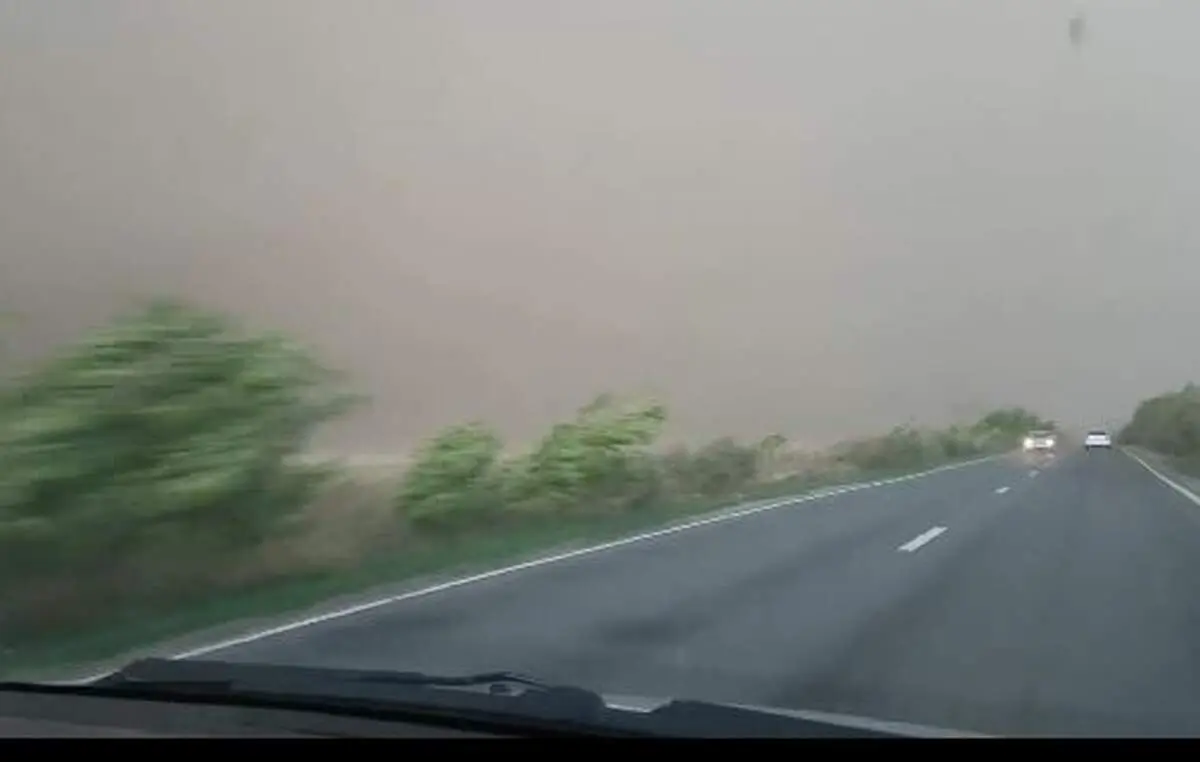 رانندگی در دل گردباد وحشتناک