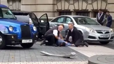 خودرویی در لندن عابران را زیر گرفت