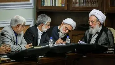 نگاه متفاوت عارف و حدادعادل به ناطق‌نوری