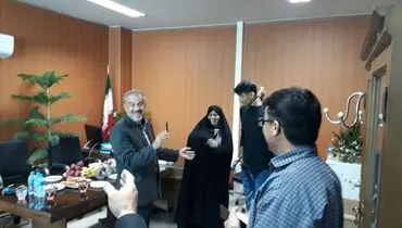 استقبال از دروازه‌بان پرسپولیس در شورای شهر کرج