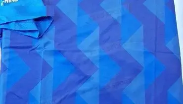 رونمایی از پیراهن استقلال برای دربی ۸۵