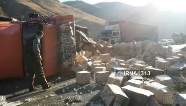 واژگونی کامیون حمل تخم‌مرغ