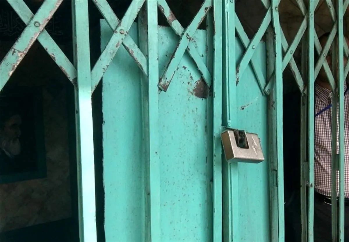 گیر افتادن برخی غرفه داران نمایشگاه مطبوعات در متروی مصلی