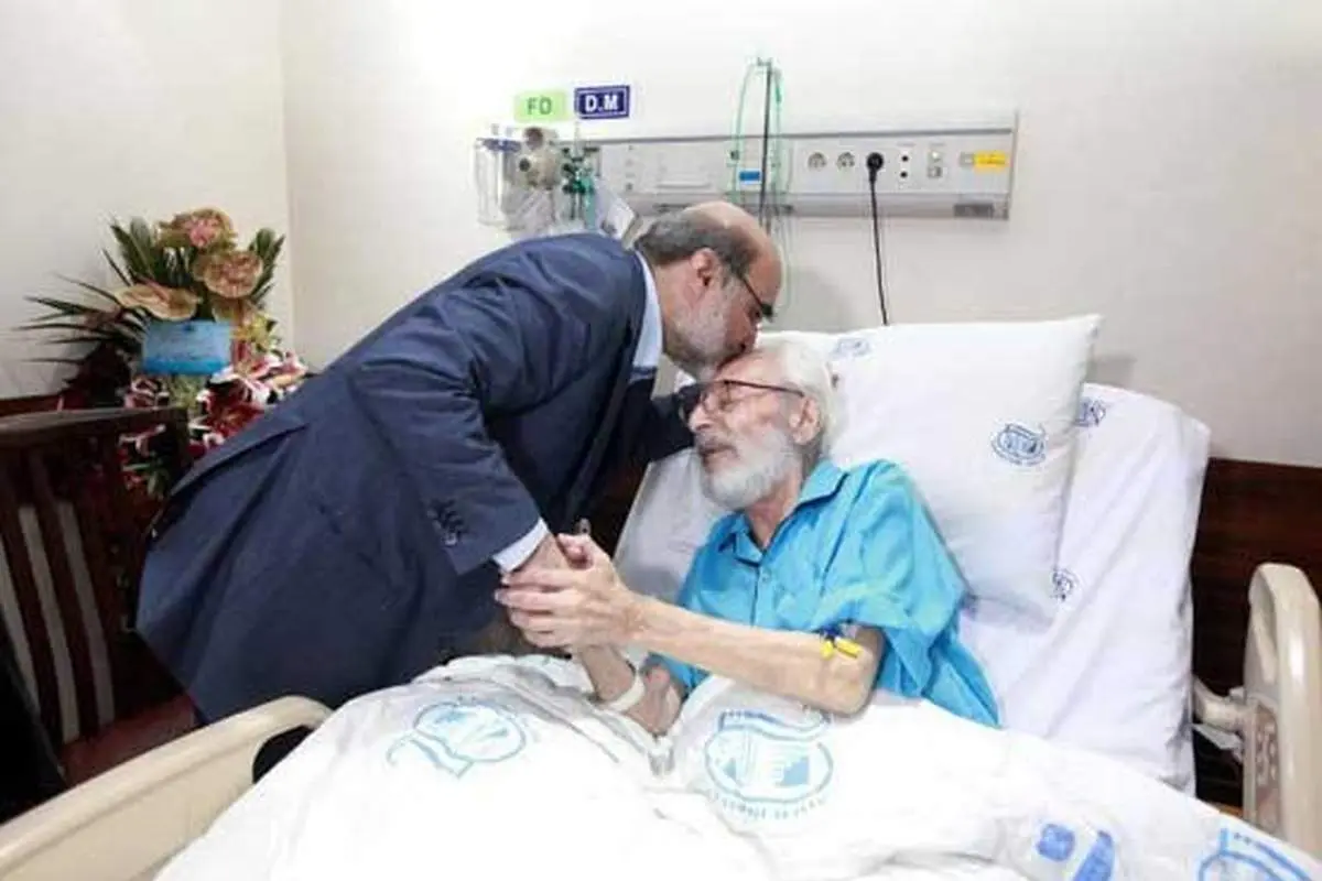رئیس رسانه ملی از جمشید مشایخی عیادت کرد