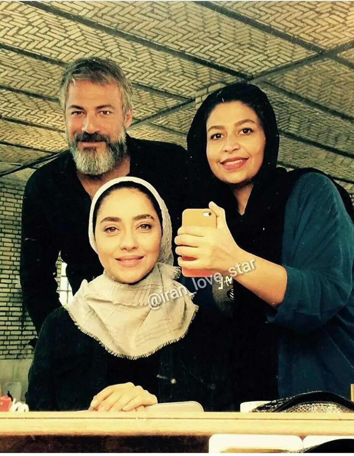 امیرآقایی و بهاره کیان افشار