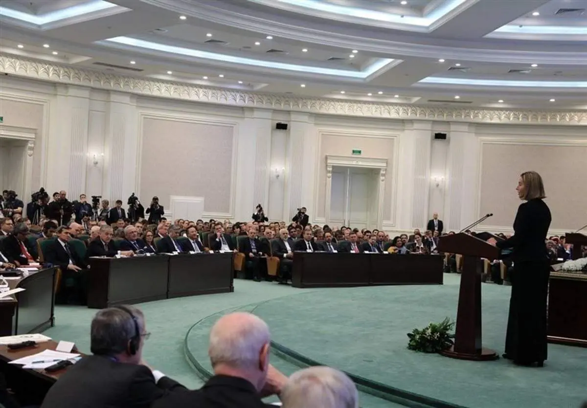 لباس متفاوت موگرینی در اجلاس سمرقند+عکس