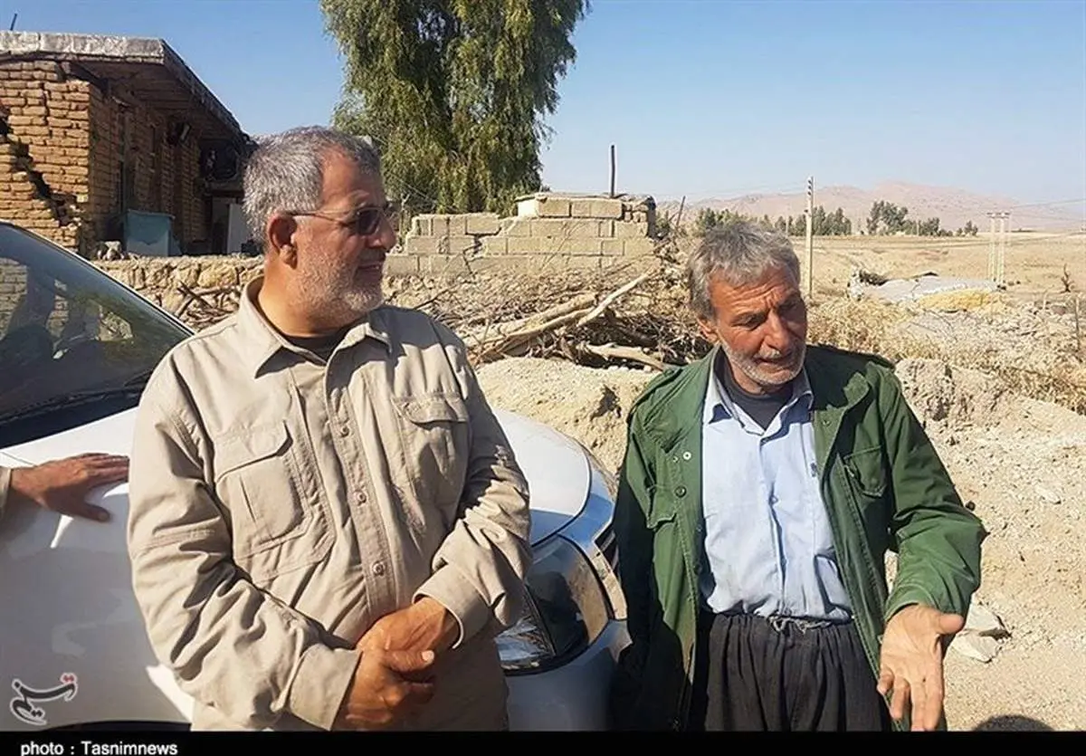 گفتگوی رودرروی سردار پاکپور با مردم زلزله‌زده+تصاویر