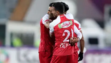 اورونوف در پرسپولیس ماندنی شد؟