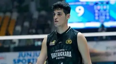 پروفسور سمیعی صابر کاظمی را نجات می‌دهد؟