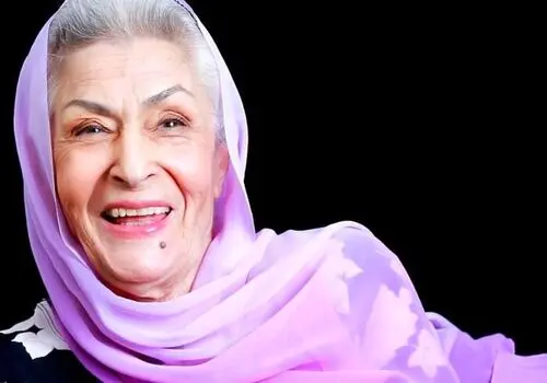 ژاله علو کنار دلکش و ناصر ملک‌مطیعی؛ او با این فیلم ستاره شد
