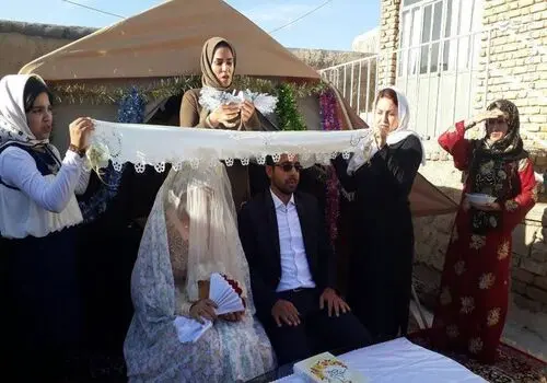 تصویری دیده‌نشده از مراسم عقد دکتر علی شریعتی
