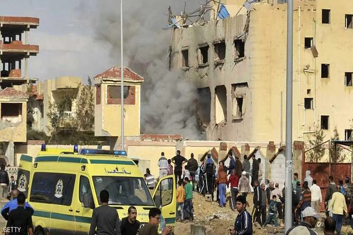 بیش از ۲۵۰ کشته و زخمی در حملۀ به مسجدی در شمال شبه جزیره سینا /السیسی وعده انتقام داد