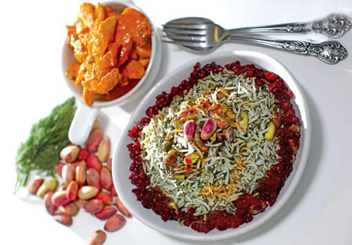 طرز تهیه پسته پلو با مرغ