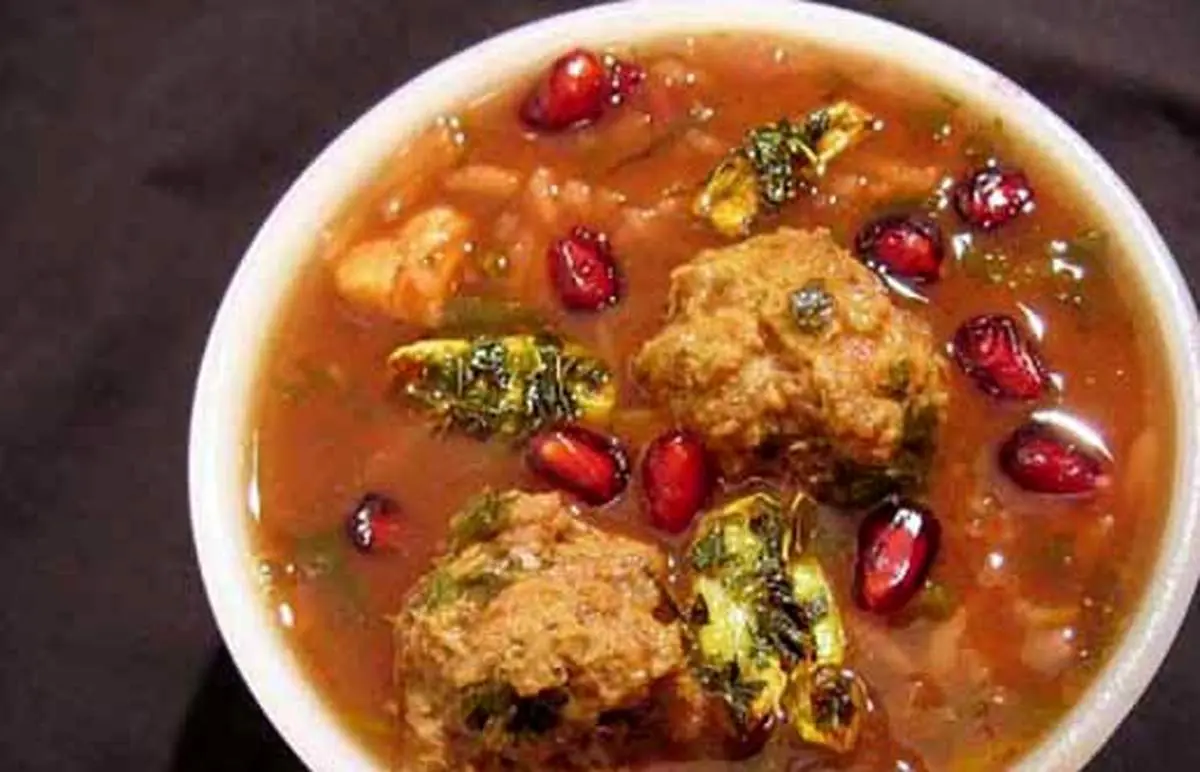 طرز تهیه سوپ انار