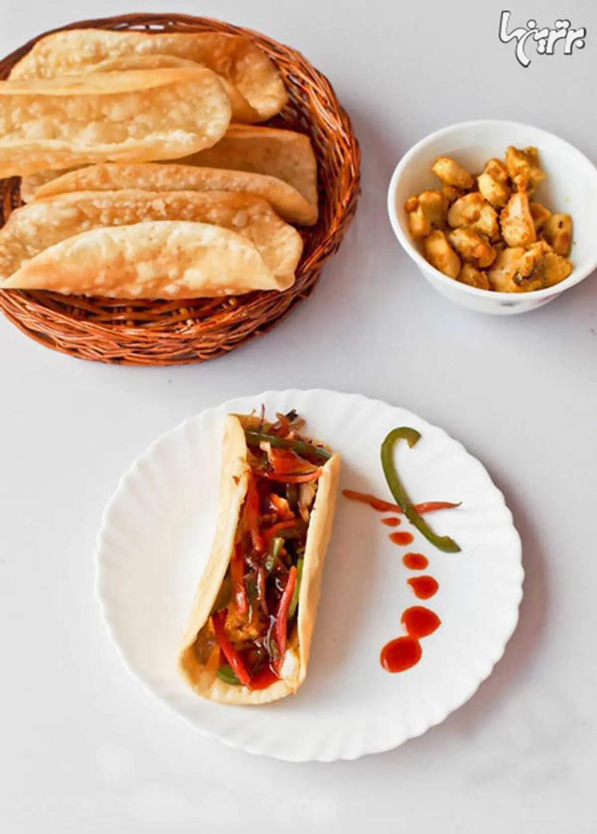 طرز تهیه تاکوی مرغ