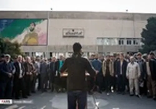 درخشش موشک ذوالفقار در میدان آزادی + فیلم