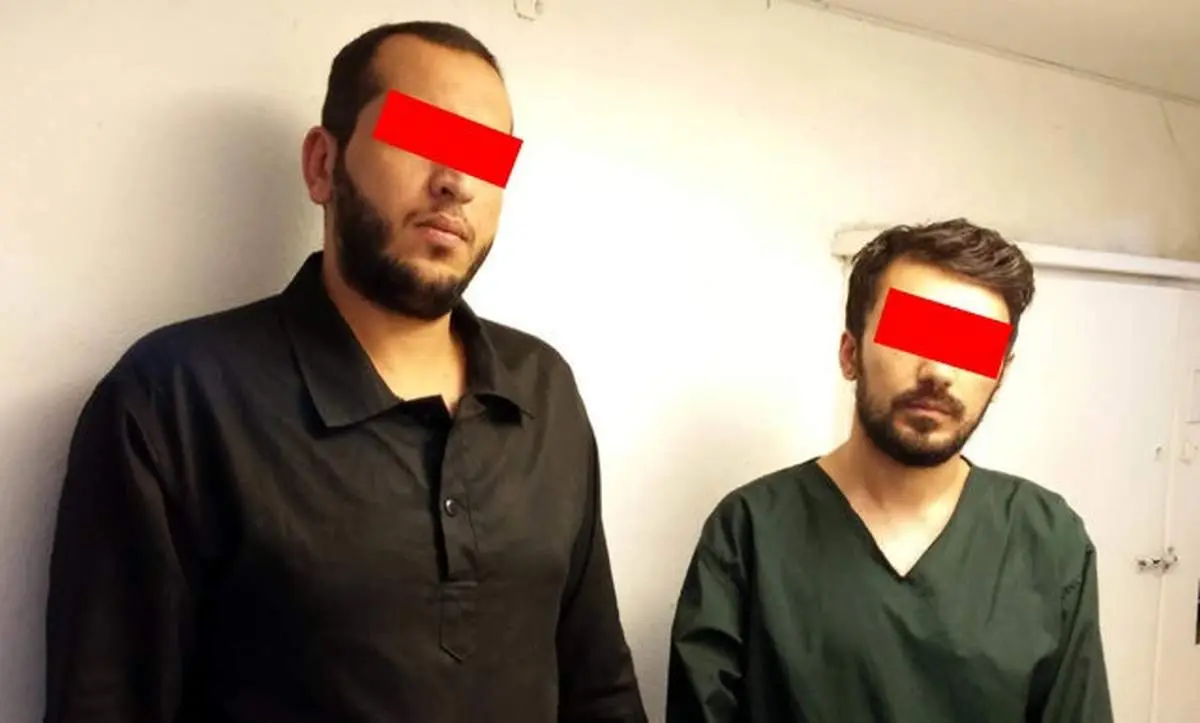 حمله با تبر به زن جوان در پارکینگ خانهاش! + عکس