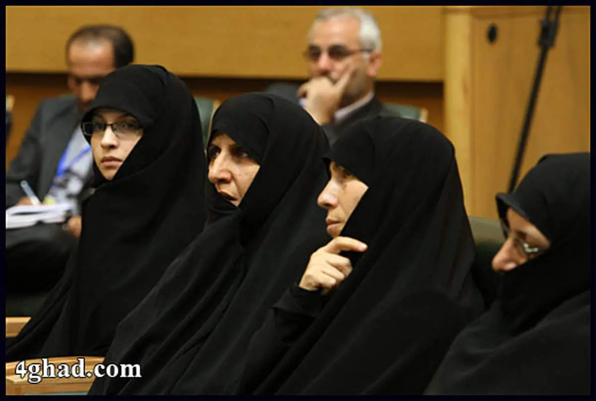 ‫عکس: عروس ترکیه ای پروین احمدی نژاد