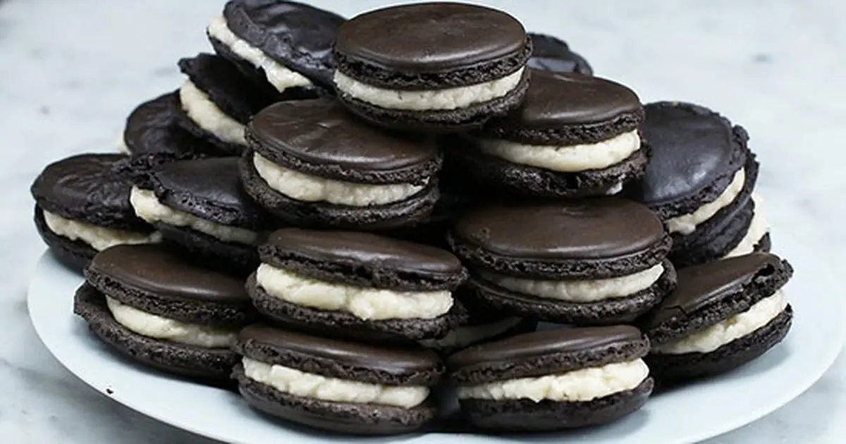 ماکارون‌های فسقلی با مغزی کوکی