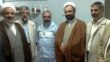 عکس:روح الله حسینیان در بیمارستان