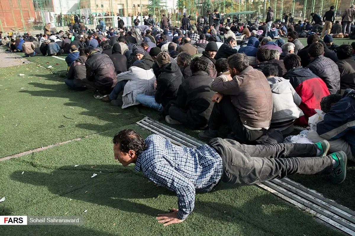 شنا سوئدی یک معتاد تهرانی +عکس