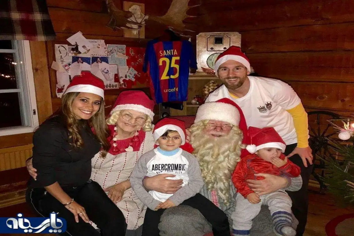 جشن کریسمس مسی در کنار خانواده
