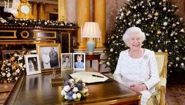 ملکه الیزابت در جشن کریسمس +عکس