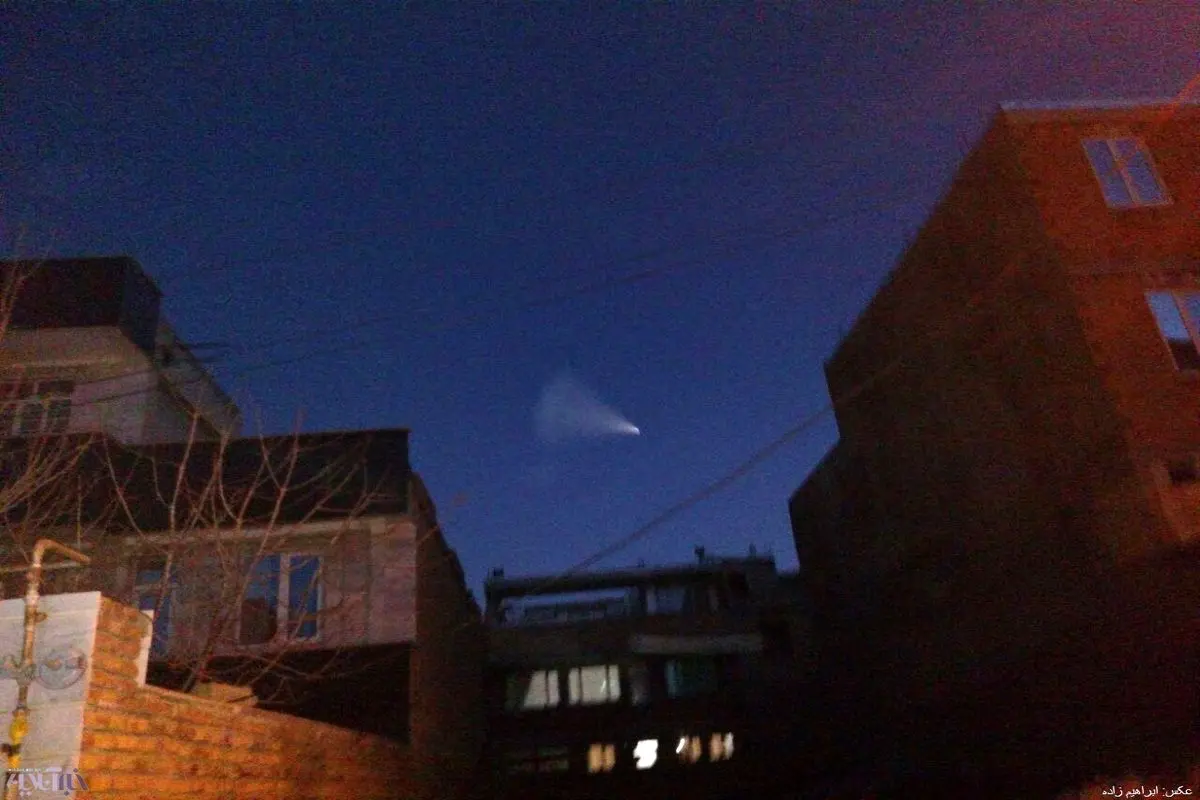 دیده شدن شی نورانی در آسمان ارومیه و چایپاره+ تصاویر