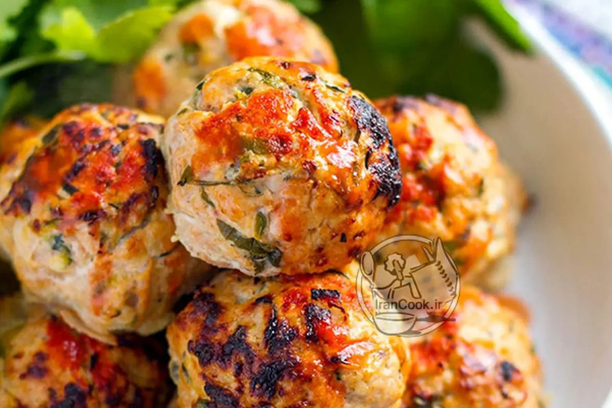 طرز تهیه کوفته بوقلمون و کدو سبز