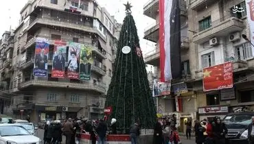 عکسِ رهبرانقلاب در خیابان های حلب