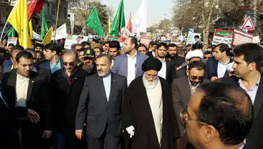 آیت‌الله علم‌الهدی در راهپیمایی مشهد+عکس