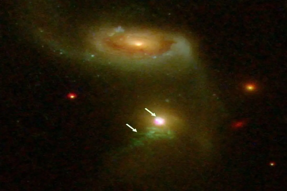 رصد دو «آروغ» یک سیاهچاله عظیم در فضا!