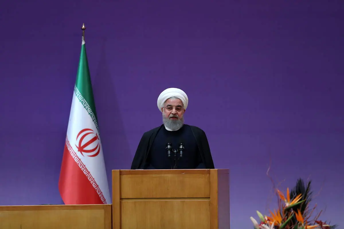 هشدار روحانی به رعایت برخورد مودبانه با جامعه