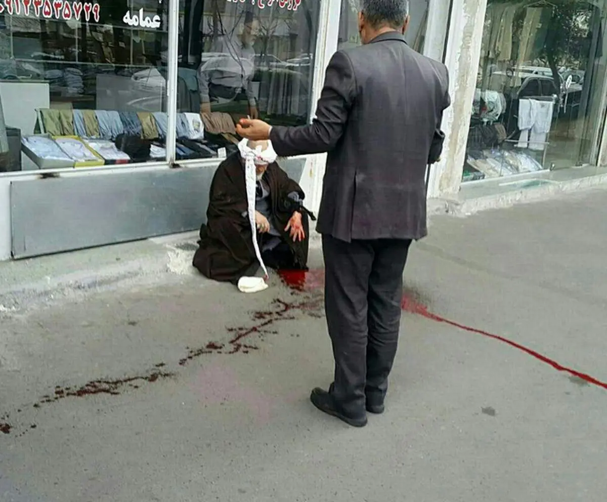 حمله به دو روحانی در قم +عکس