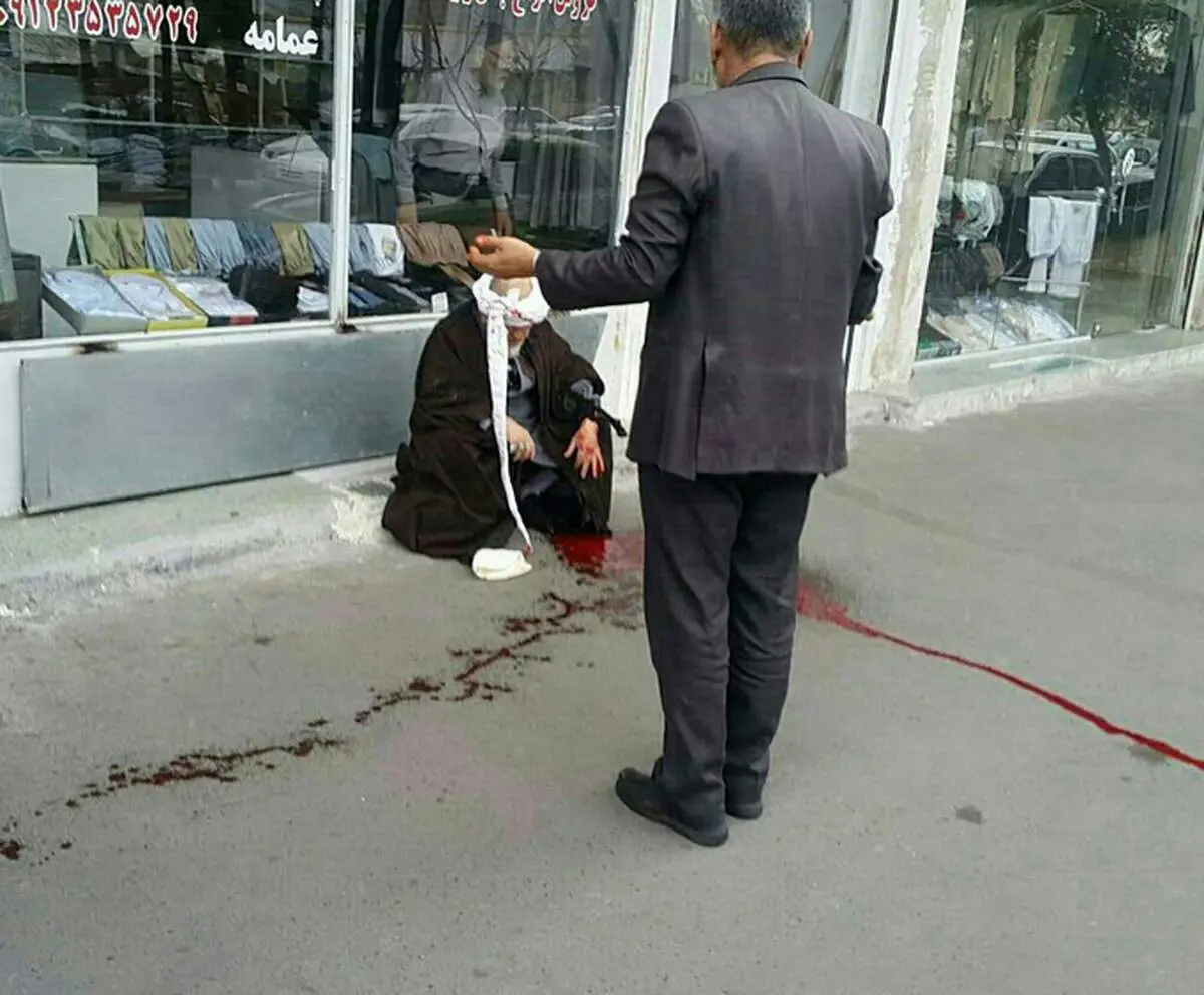 حمله به دو روحانی در قم +عکس