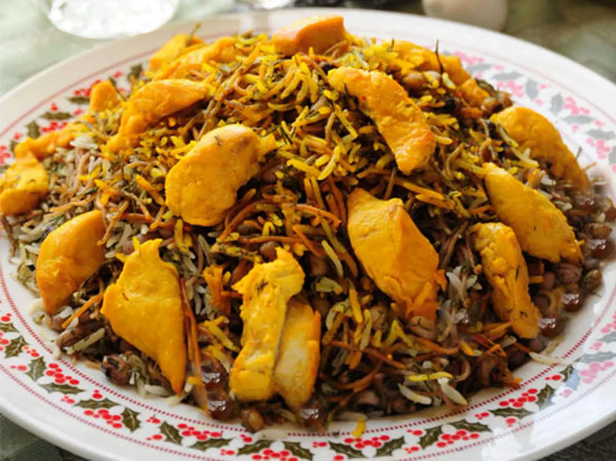 رشته پلو با مرغ، غذای سنتی ایرانی