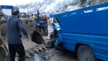 دوئل مرگبار ۲ وانت در جاده روستایی