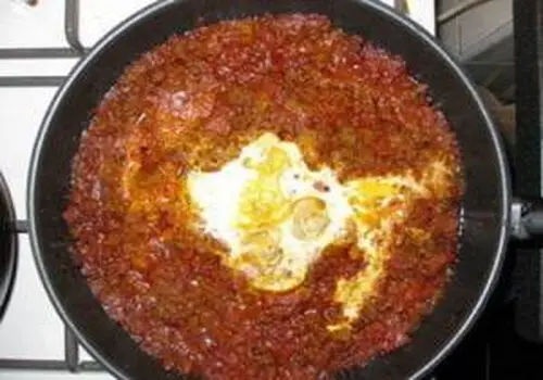 واویشکا بادمجان با گوشت چرخ‌کرده + روش تهیه
