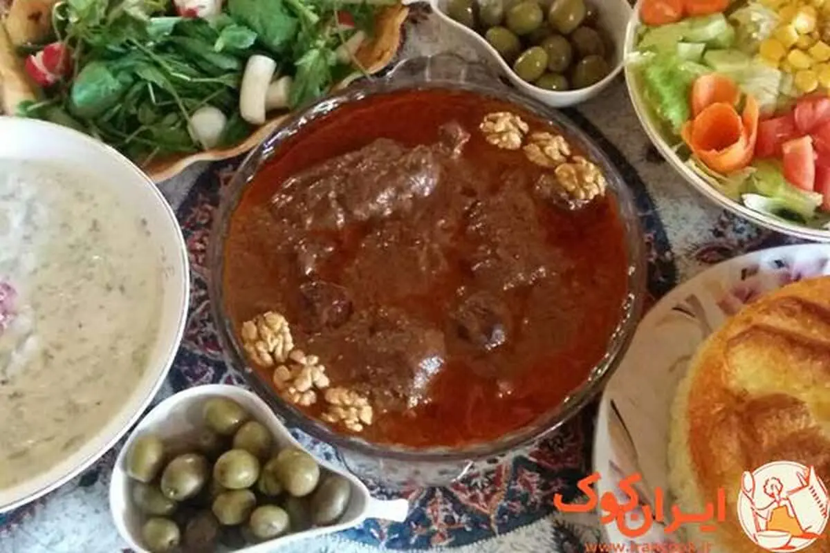 طرز تهیه فسنجون با مرغ