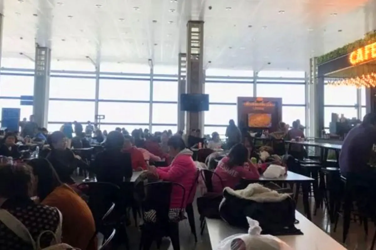 انتقاد چینی‌ها از «رفتار بچگانه» هموطنانشان در فرودگاه امام خمینی (ره)