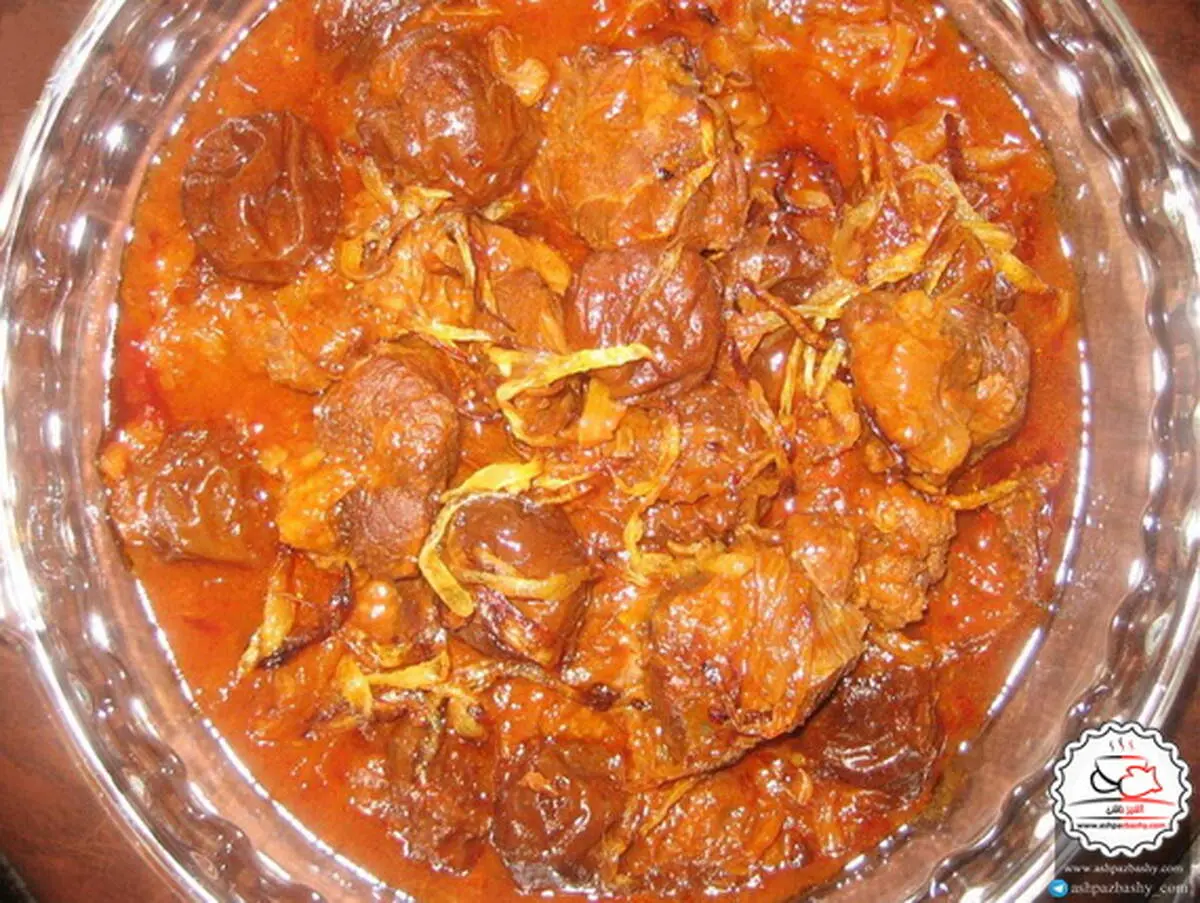 تهیه پخت خورش آلو