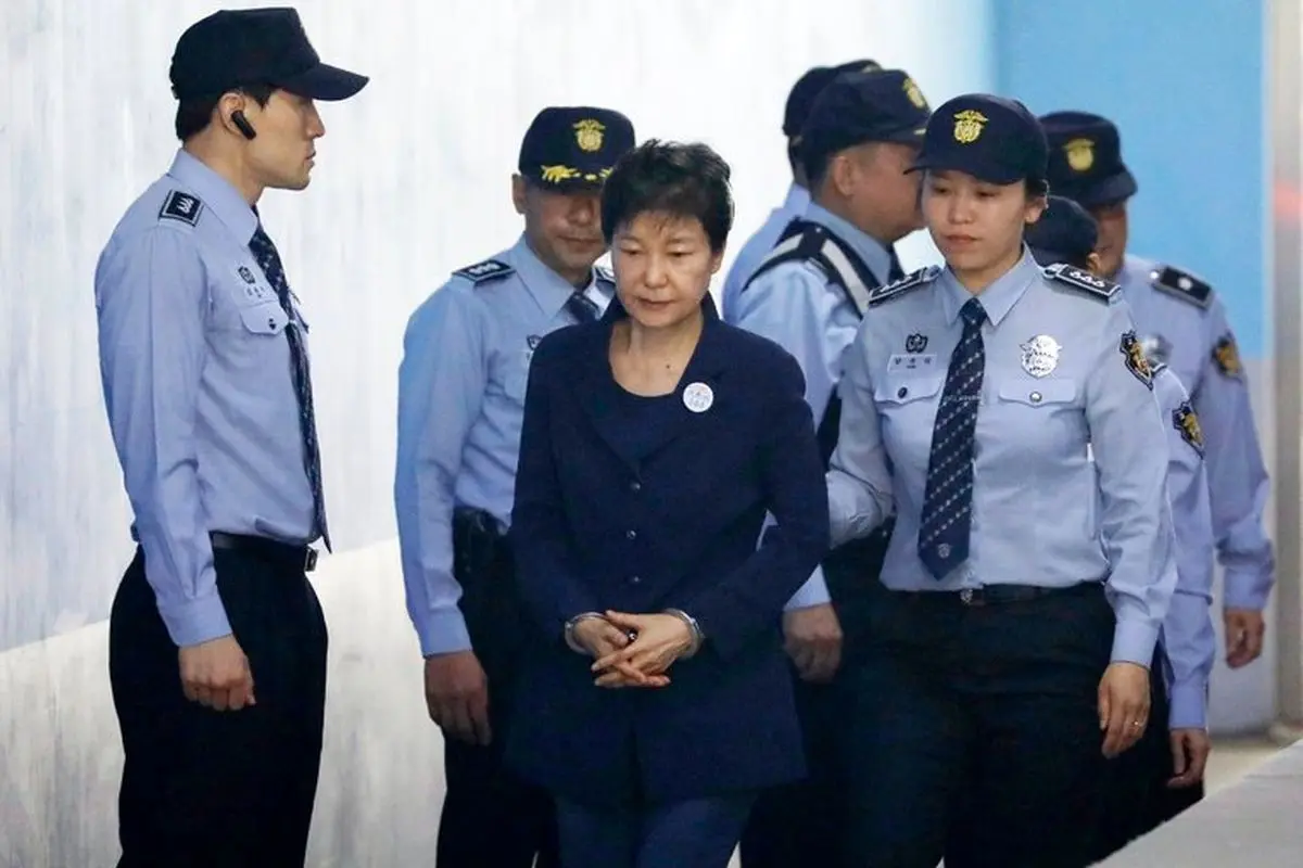 ۳۰ سال حبس در انتظار رئیس جمهور فاسد کره جنوبی