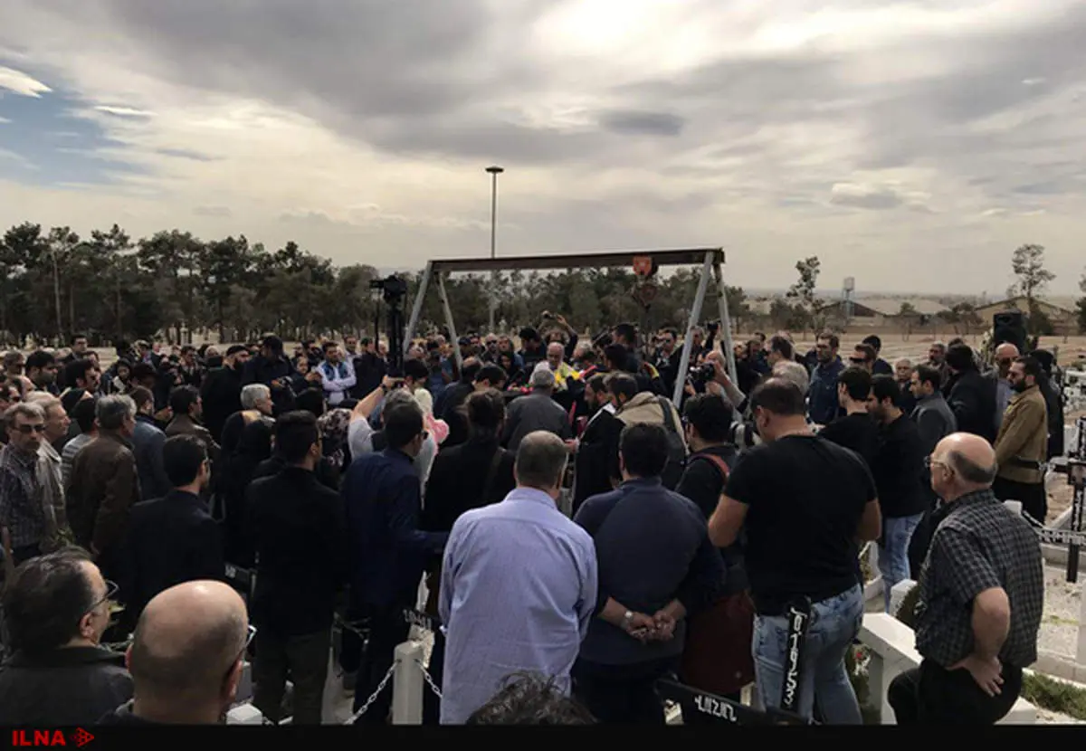 لوون هفتوان در آرامگاه ارامنه به خاک سپرده شد