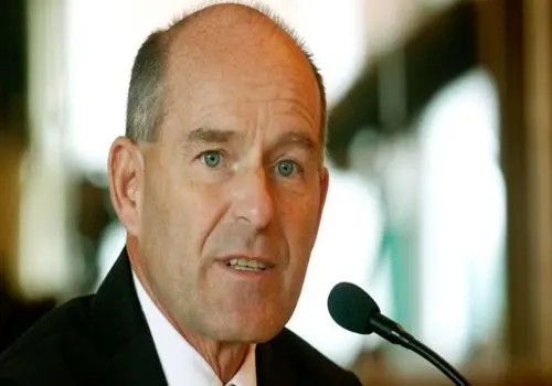 تصویری وایرال شده از کمان های آسمانی بر فراز آلپ 