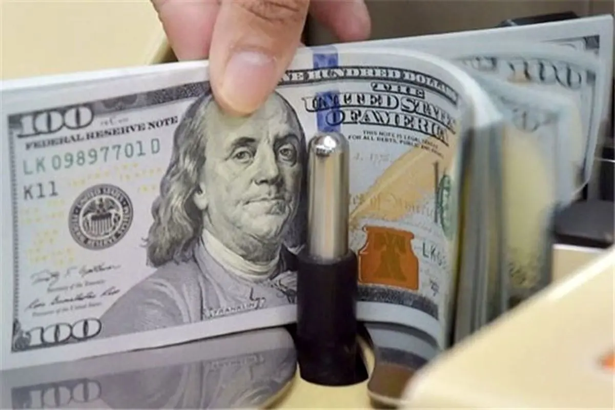 دلارهای صادرکنندگان در تور دولتمردان گیر افتاد