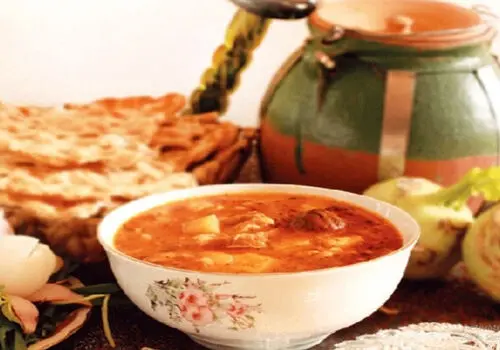 آبگوشت بادمجان؛ ترکیبی بی‌نظیر از طعم‌های سنتی