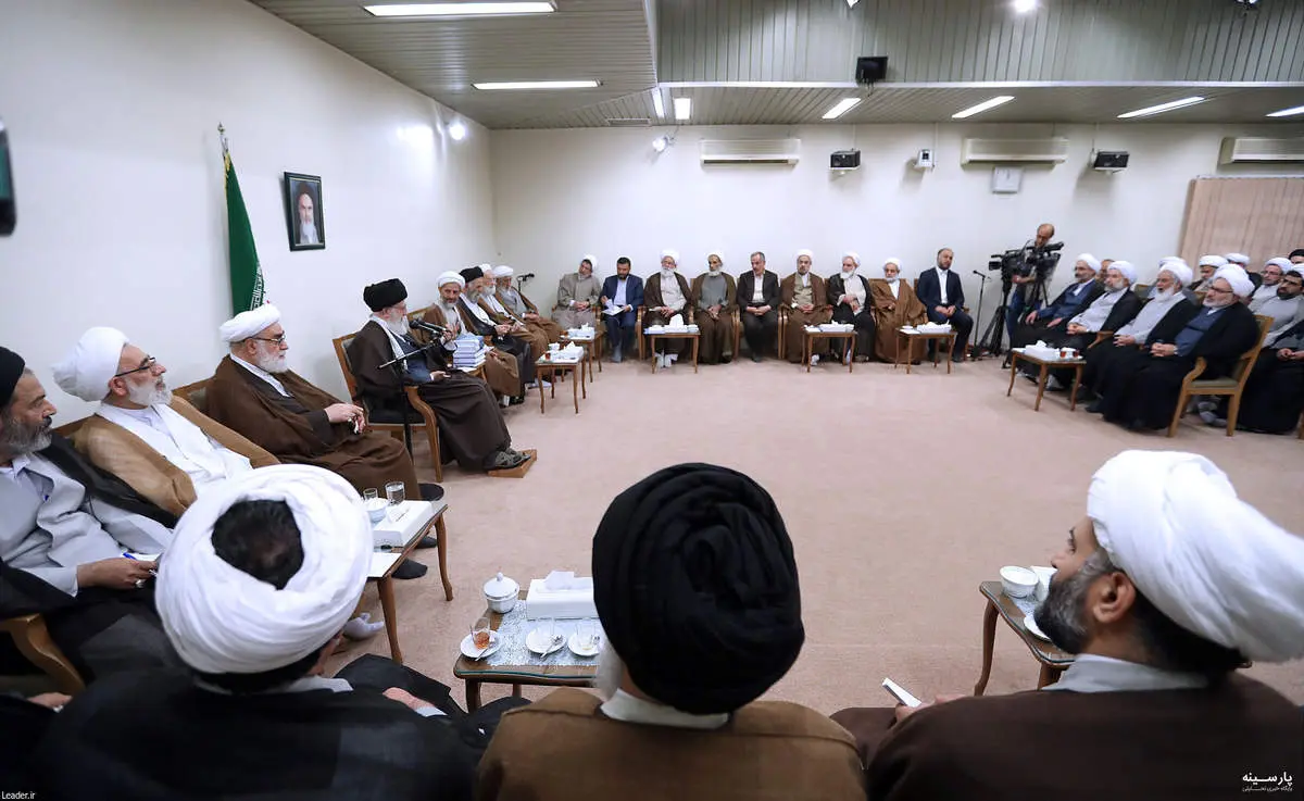 فلسفه و علوم عقلی در حوزه علمیه قم و تهران رواج پیدا کند