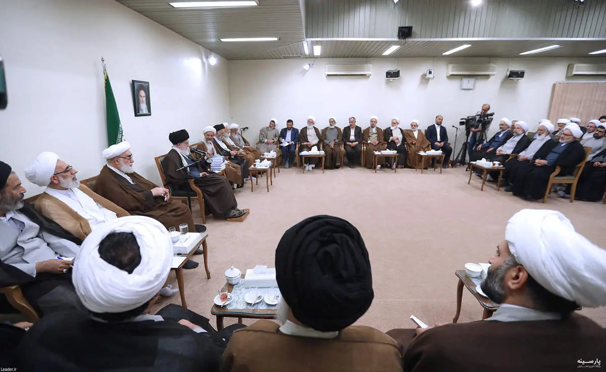 فلسفه و علوم عقلی در حوزه علمیه قم و تهران رواج پیدا کند