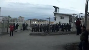 بازیکنان شیرازی در رختکن حبس شدند