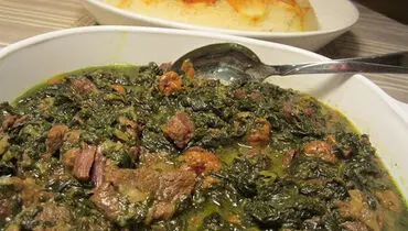 خورش آلو اسفناج؛ خورش معروف ایرانی